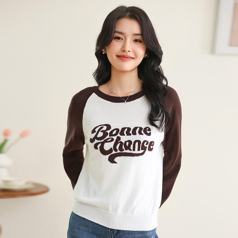 

Свитер из чистого хлопка с контрастными буквами в стиле ретро с длинными рукавами для женщин на весну и лето. Новый стиль высокого класса, омолаживающий, короткий, мягкий и нежный свитер. XXL