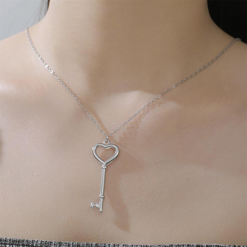Collane Forma Chiave di San Benedetto Acciaio Inossidabile San Benito Collana Amuleto per Uomini Donne Gioielli Cristiani Regali
