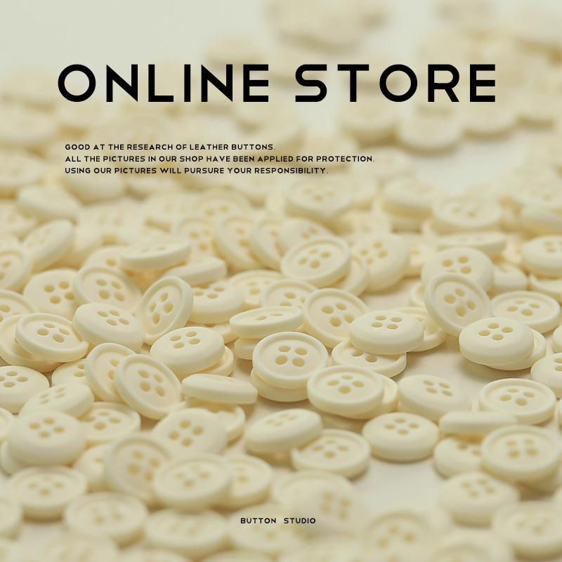 White Resin Four-Eye Button Top Knitted Cardigan Sleeve Collar Button Shirt Sweater Accessory Button