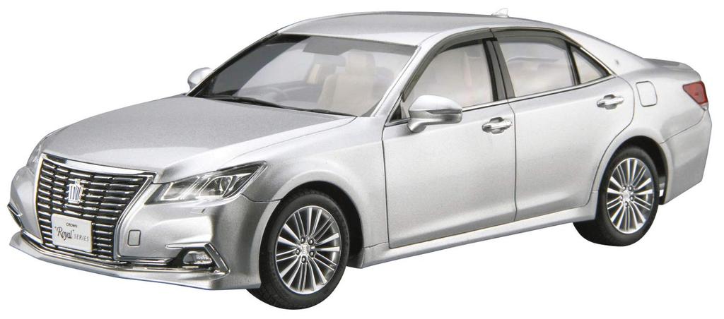 Aoshima Bunka Kyozai Scale The Model Car Series 121 Toyota Crown Royal Saloon G 2015 Plastic Model 1/24 No. GRS210/AWS210