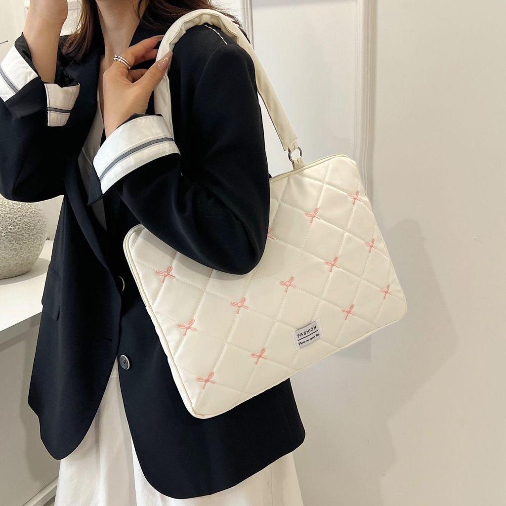 11-Zoll Koreanisches Mädchen Herz Laptop & iPad Schutz-Tragetasche