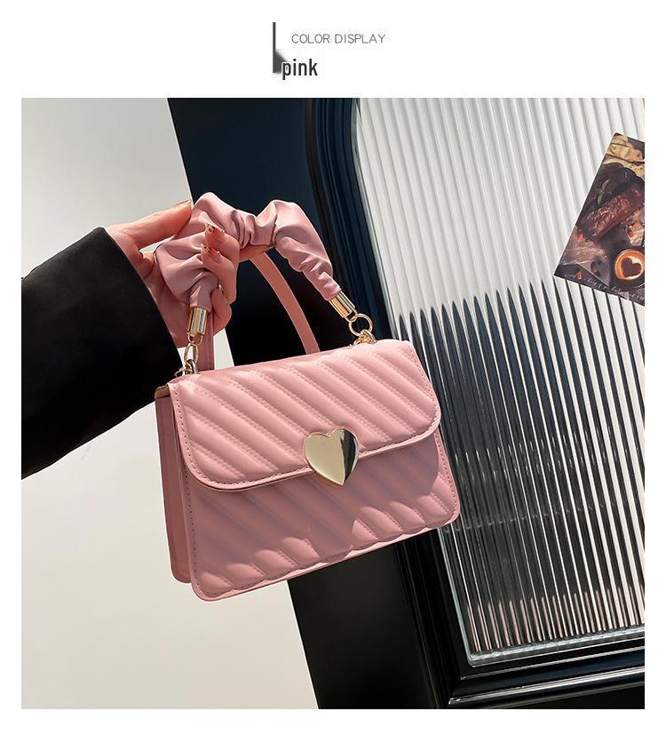 Delikatna plisowana torebka w stylu koreańskim: Wiosna 2024 Wszechstronna Mała Kwadratowa Torebka Matka-Dziecko