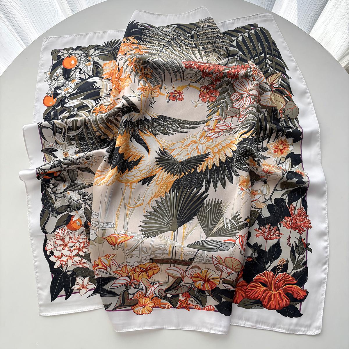 

Retro Printed Square Scarf For Women Imitation Silk Scarves Elegant Beach Shawl Wraps Bandanas Luxury Hijab Neckerchief