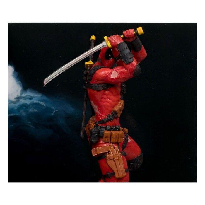 McFarlane Toys - Marvel Collection - Statuette 1/10 Deadpool (Deadpool N°1) 18 Cm