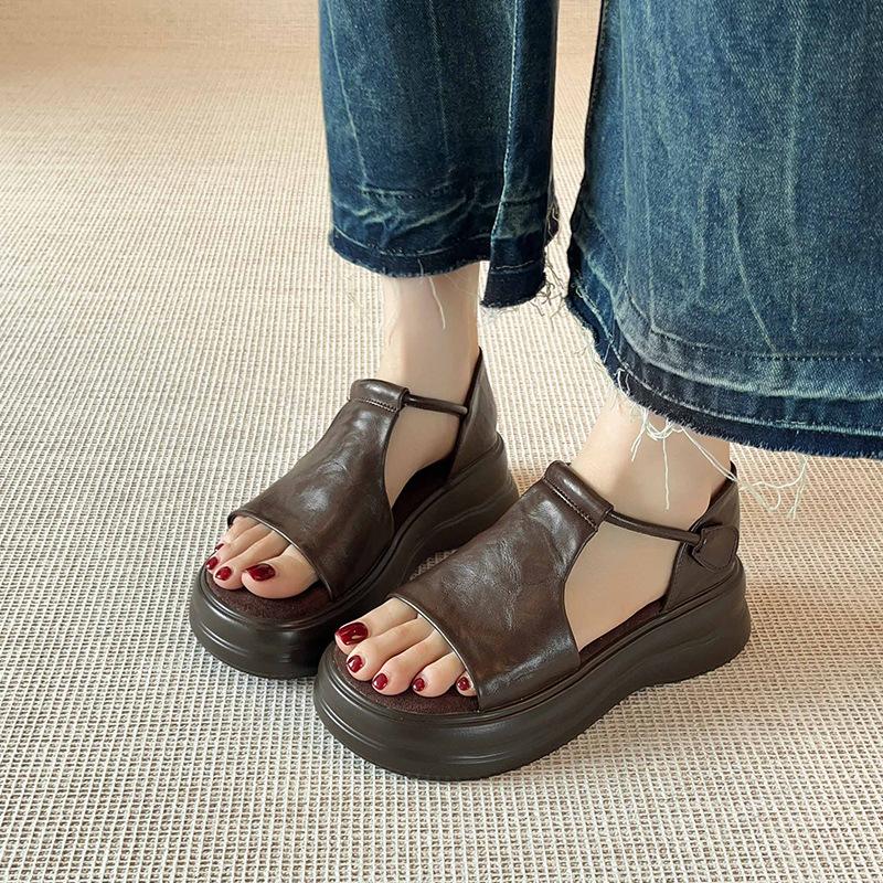 Spot!! Retro casual platform open-toed beautiful sandals women's summer new versatile soft-soled heightening Roman shoes