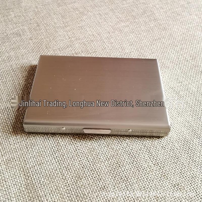 Silver Brushed Metal Card Holder: Stainless Steel ID & Bank Card Clip with Anti-Demagnetization Protection.