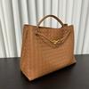 European and American fashion 2024 new woven bag large capacity versatile diamond cowhide tote bag casual shoulder handbag