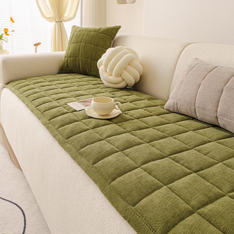 

Новое вельветовое стеганое покрывало для дивана, универсальное для четырех сезонов, утолщенное, противоскользящее, грязеотталкивающее и защищающее от царапин кошек, тканевое покрывало 60x180cm бежевый