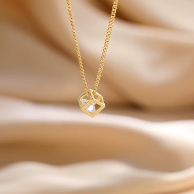 Romantic Stainless Steel Square Pendant Necklace Classic Hollow Clavicle Chain Zircon Crystal Necklace Party Gift