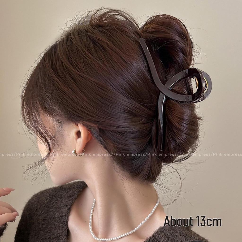 Elegant Large Hair Claw Clip for Thick Hair - High-End Korean Updo Shark Clip
