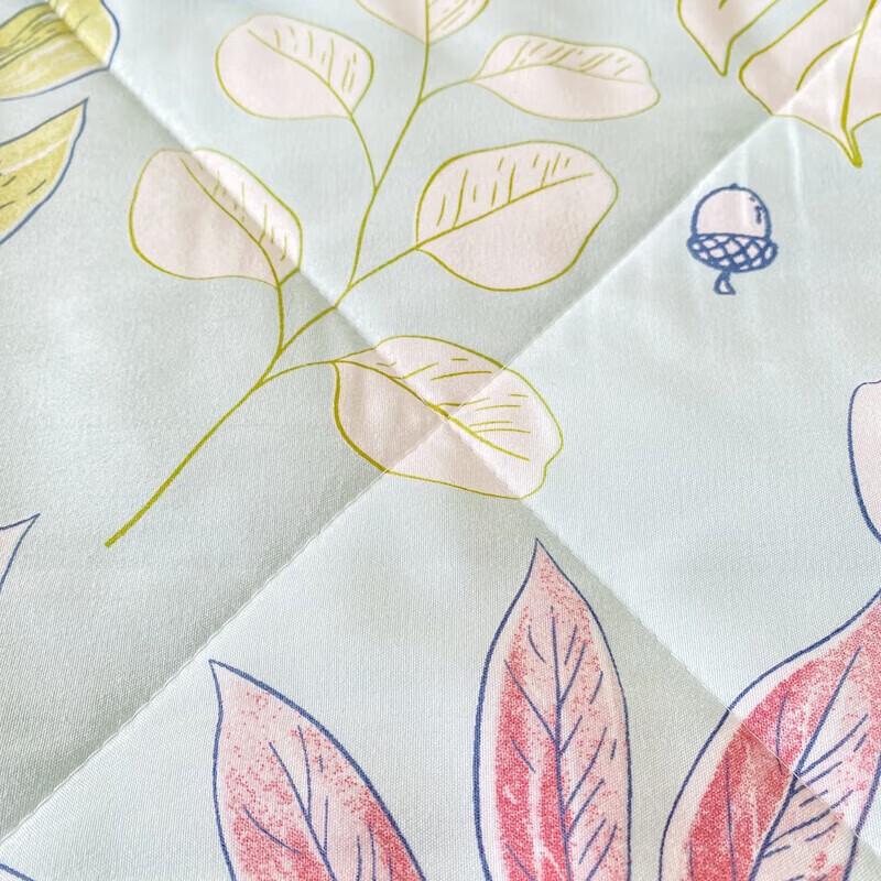 Louis Carol Silk Blend Summer Quilt