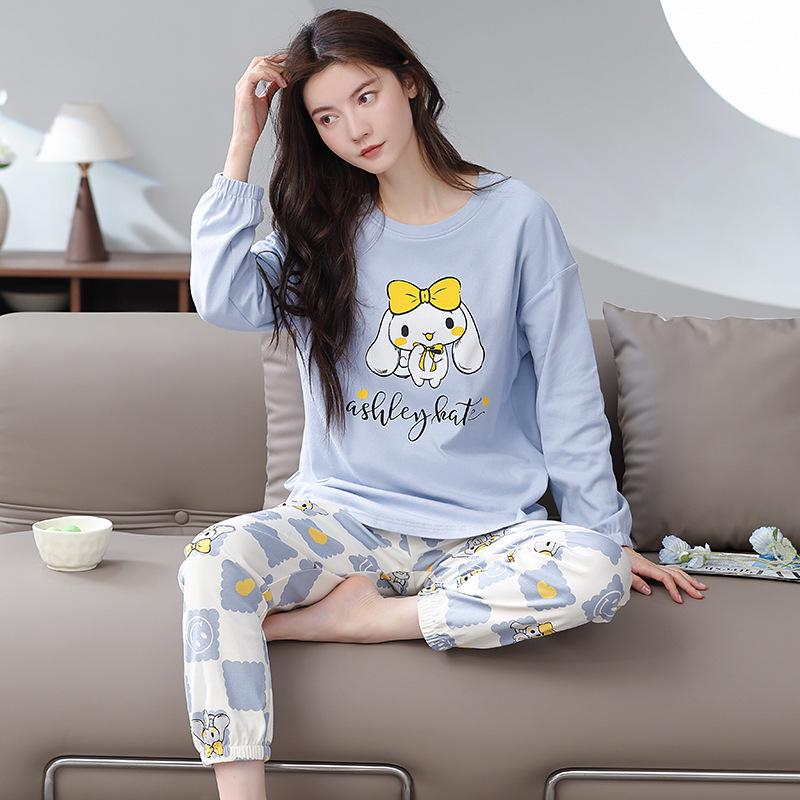 100% Cotton Women's Pajama Set – Breathable, Sweat-Absorbent, Long Sleeve Crew Neck for Indoor & Outdoor Wear (Autumn/Winter)