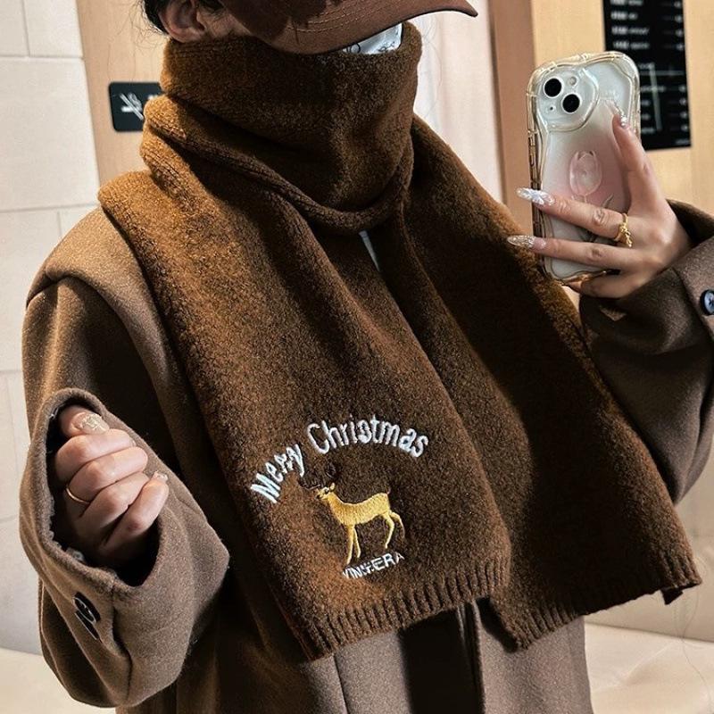 Écharpe Tricotée Mélange Laine Rouge Renne pour Femme - Style Chaleureux de Noël