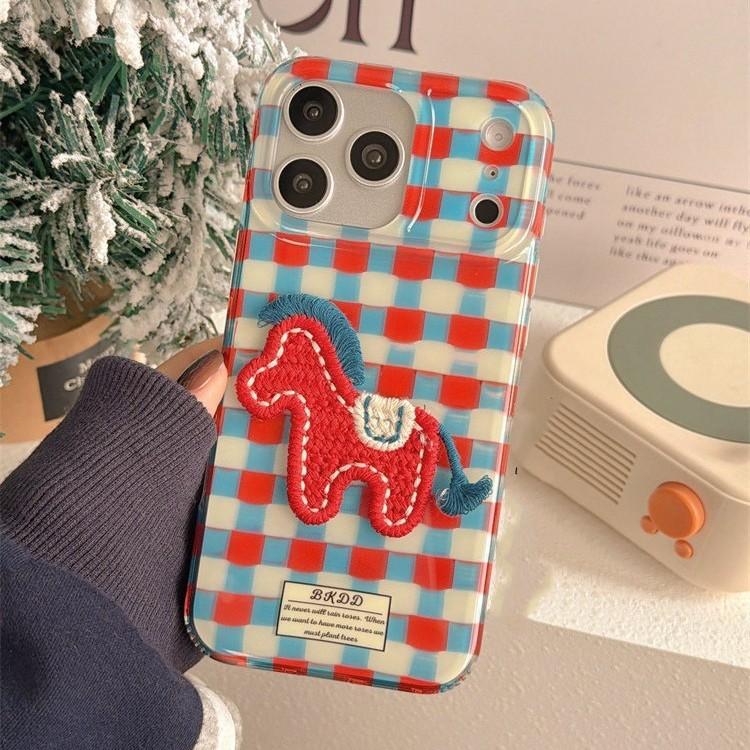 The Single-layer Red and Blue Check Is Suitable for Iphone17pomax Apple Phone Case New Cartoon