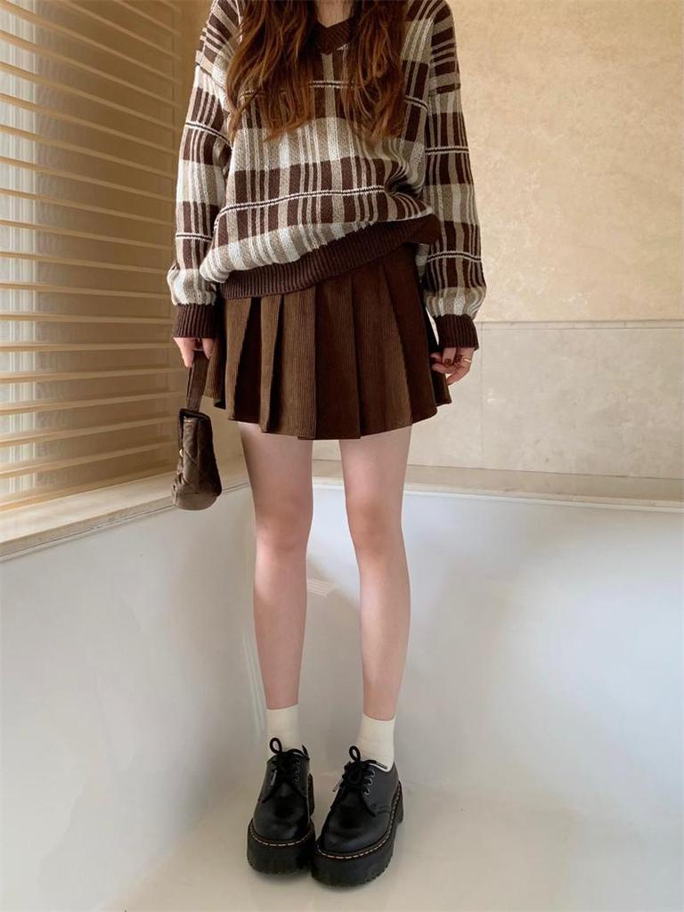 Fat Sister Corduroy Pleated A-Line Skirt for Women - High Waist Slimming Short Skirt for Autumn/Winter