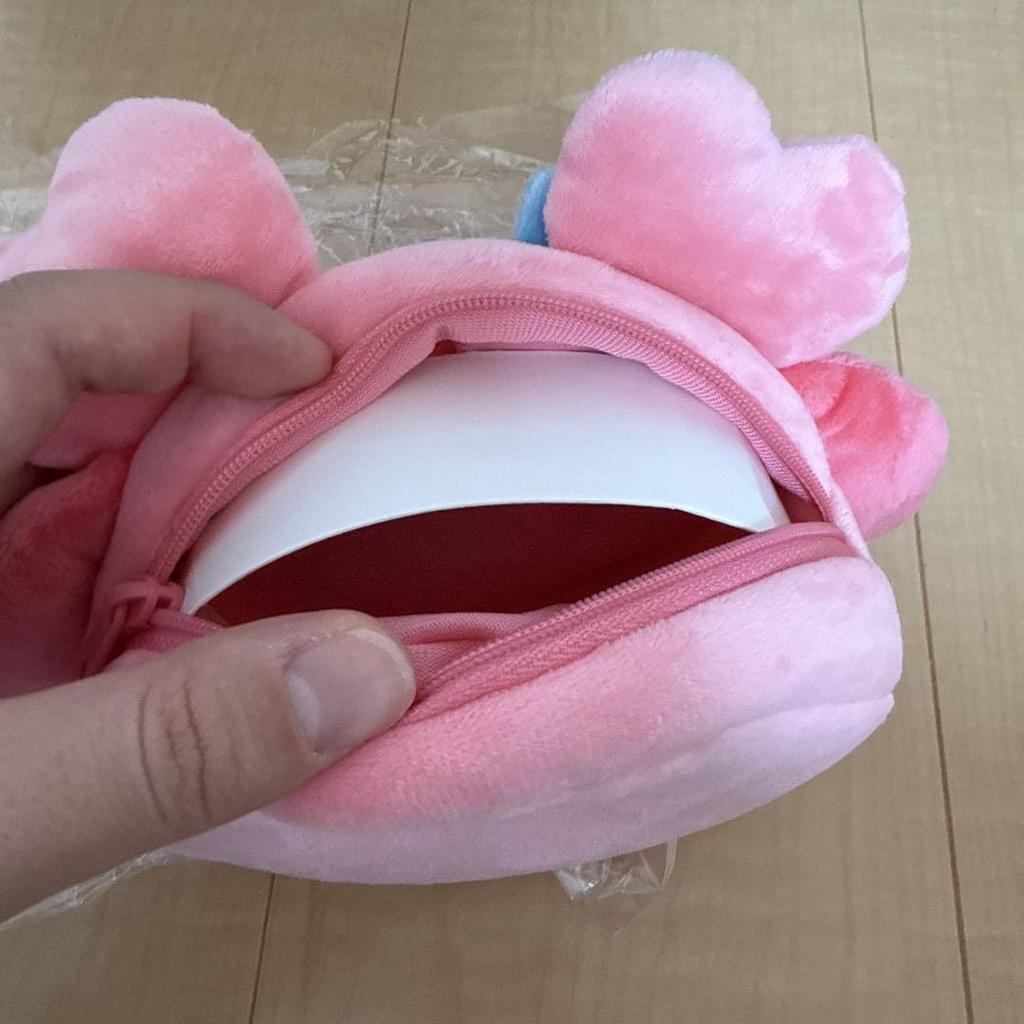 [USED] TWICE X Sanrio Face Pouch My Melody Momo