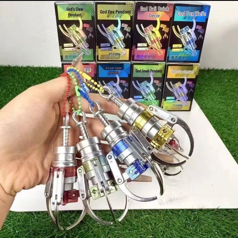Mini Claw Machine Keychain: Stress Relief & DIY Pendant