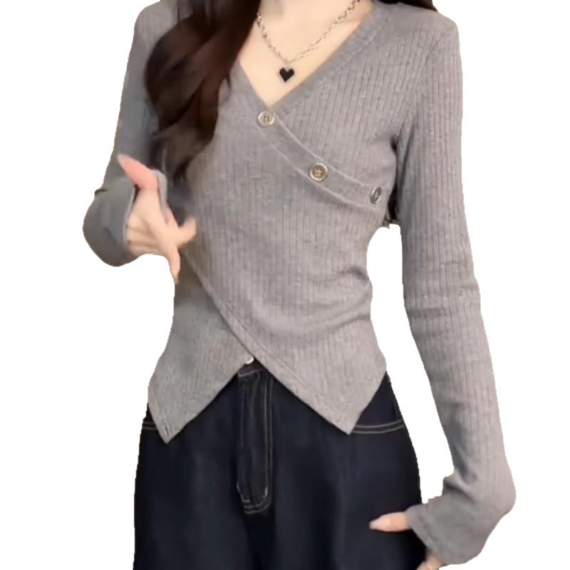 Korean Irregular V-Neck Long-Sleeve T-Shirt for Women, Autumn Petite, Sweet and Slimming Waist-Cinched Base Layer