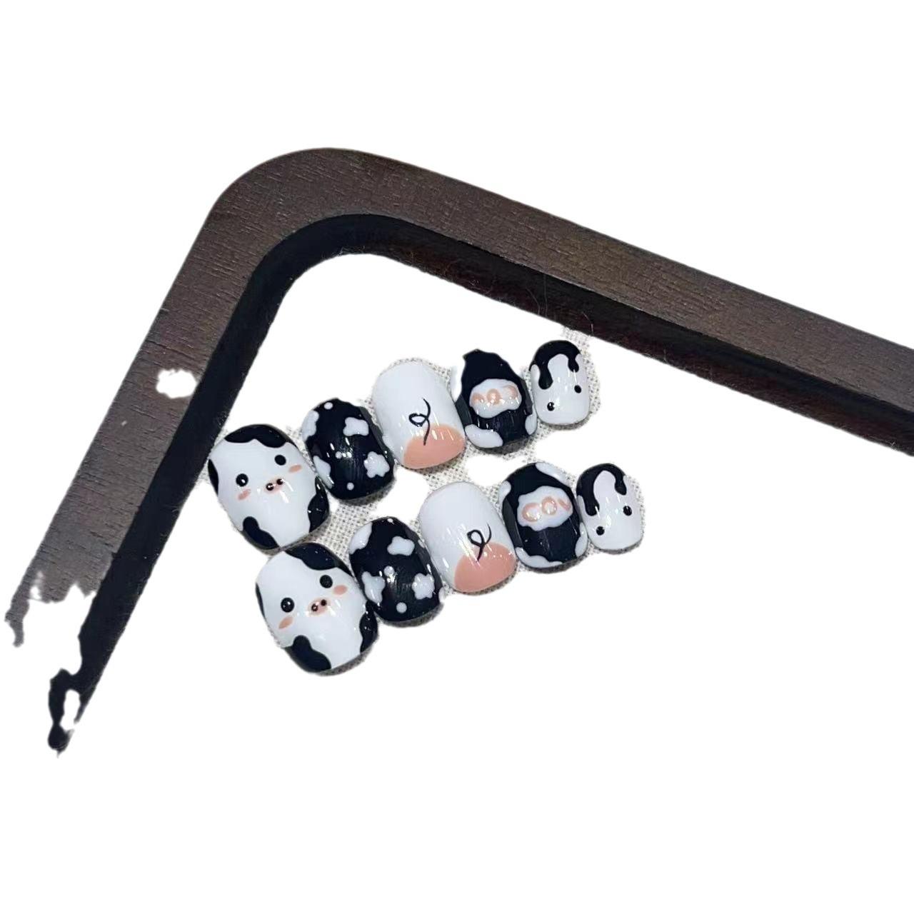 

Чисто ручная работа Короткие Ручной работы Высококлассные Милые Наклейки для ногтей в стиле свинки Съемные Патчи для накладных ногтей Large L