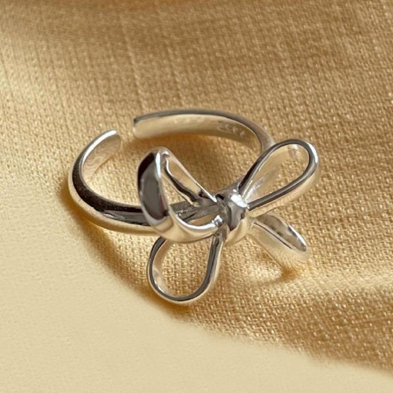 Fashionable Ribbon Bows Rings Women Temperament Butterfly-Knot Rings Female Cubic Adjustable Open Rings Embellishment