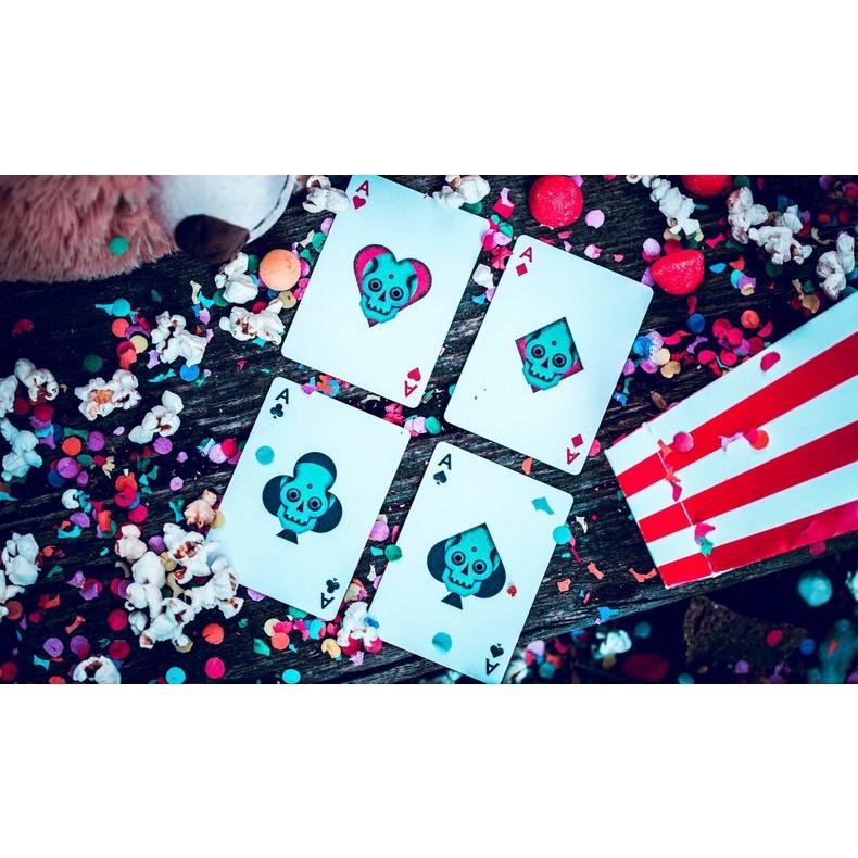 Ellusionist Küçük Korku Destesi Oyun Kartları Bisiklet Poker Kart Oyunları Sihirbazlık Hileleri