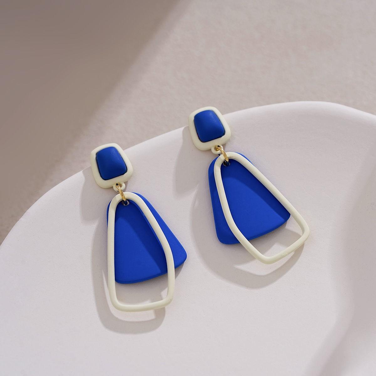 

Women s fashionable blue ear clip синий