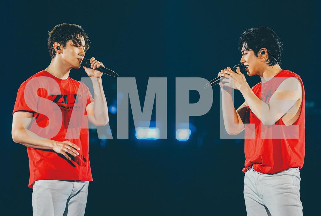TVXQ 20th Anniversary LIVE TOUR Set TVXQ ~ZONE~ (2-DVD (Smartphone Compatible)) (Standard Edition) - (Bonus Postcard) [DVD]