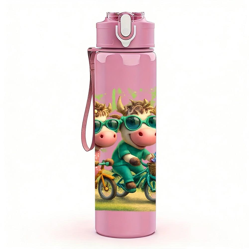 1PC Two Pigs Riding Bicycle 750ml Color Plastic Sports Water Bottle Leakproof Flip Straw Lid Suitable for Sports Office Home Use