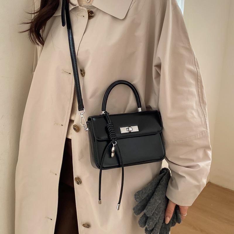 Premium niche bag women's new retro versatile messenger bag women's popular casual portable small square bag