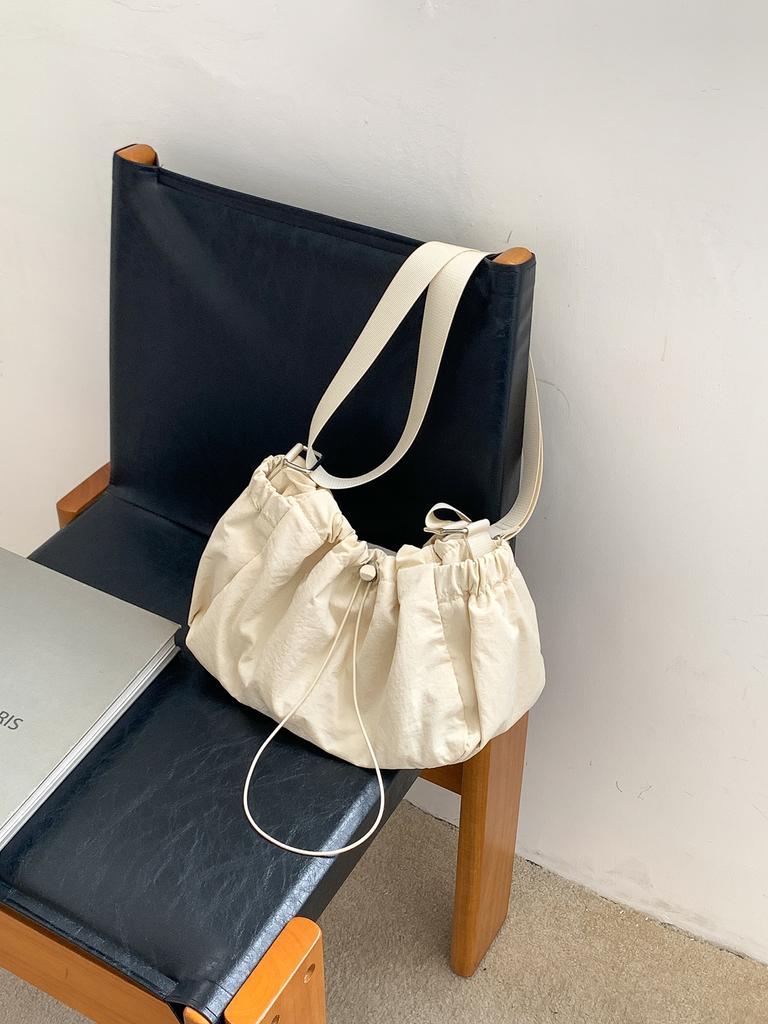 Nylon Pleated Bag Drawstring Light and Casual New Shoulder Bag Bag Niche Design Lazy Messenger Bag Woman