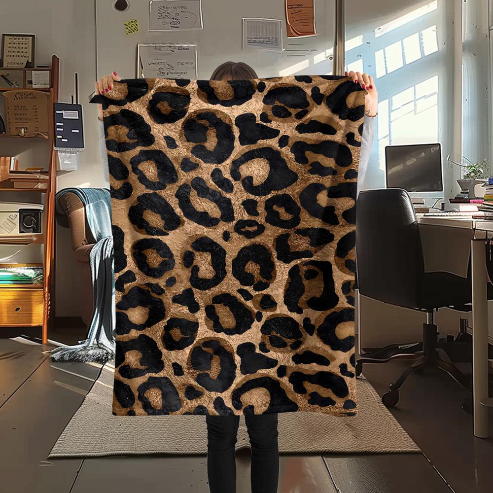 1Pc Leopard Pattern Print Flannel Blanket, High Quality Comfortable for All Seasons, Home Decor, Warmth and Comfort, Perfect for Christmas Gifts