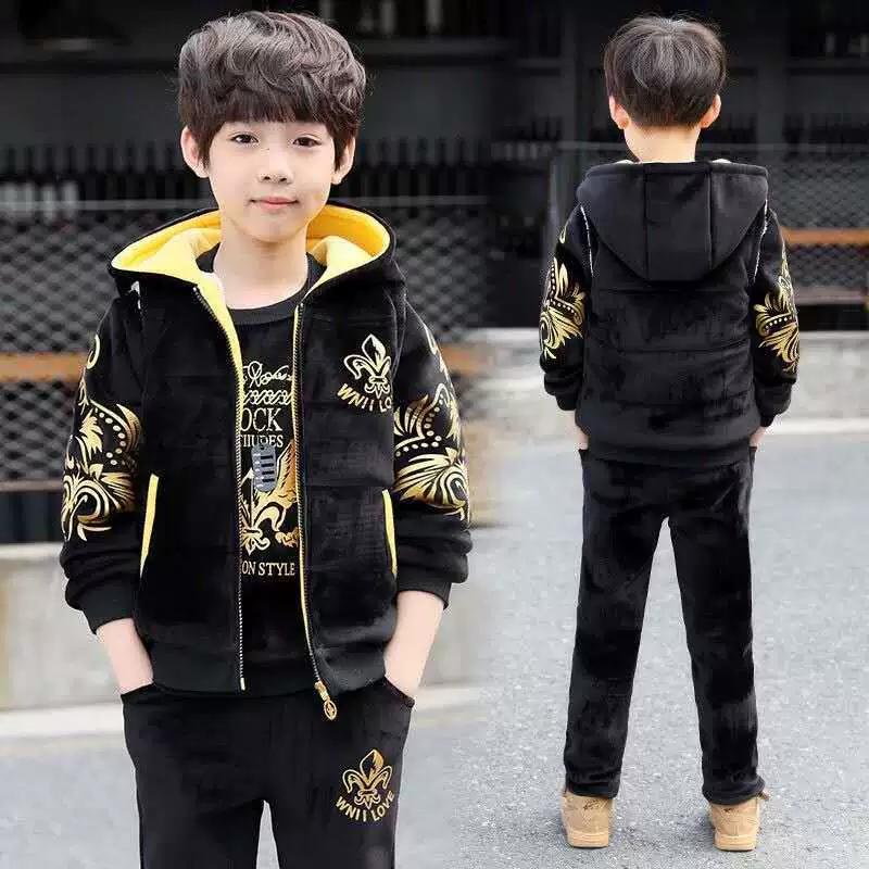 Boys' Suit with Plush and Thickened Autumn and Winter Clothing, Mid Size Children's Clothing, Boys' Hoodie Three Piece Set, Cool and Trendy