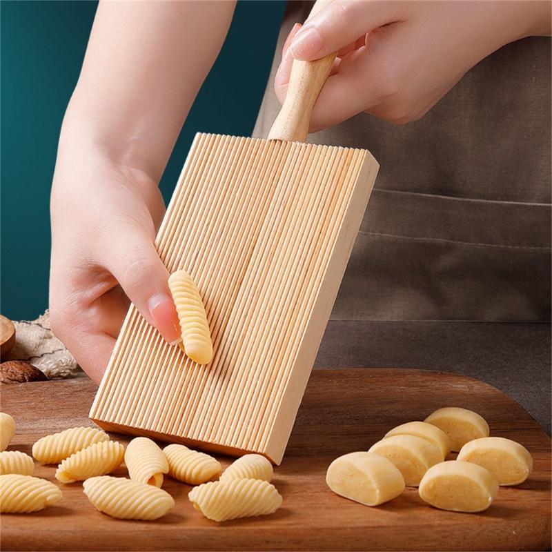 Wood Threaded Rolling Pin Pastas Tool Set Dough Scraper Gnocchi Board Dumpling Maker Ravioli Stamp Cutter Wood Texture