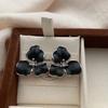 Retro Flower Three-Petal Flower Stud Earrings, Three-Dimensional Fashion And Romantic Atmosphere, High-Grade Elegance, Exquisite Luxury Earrings.