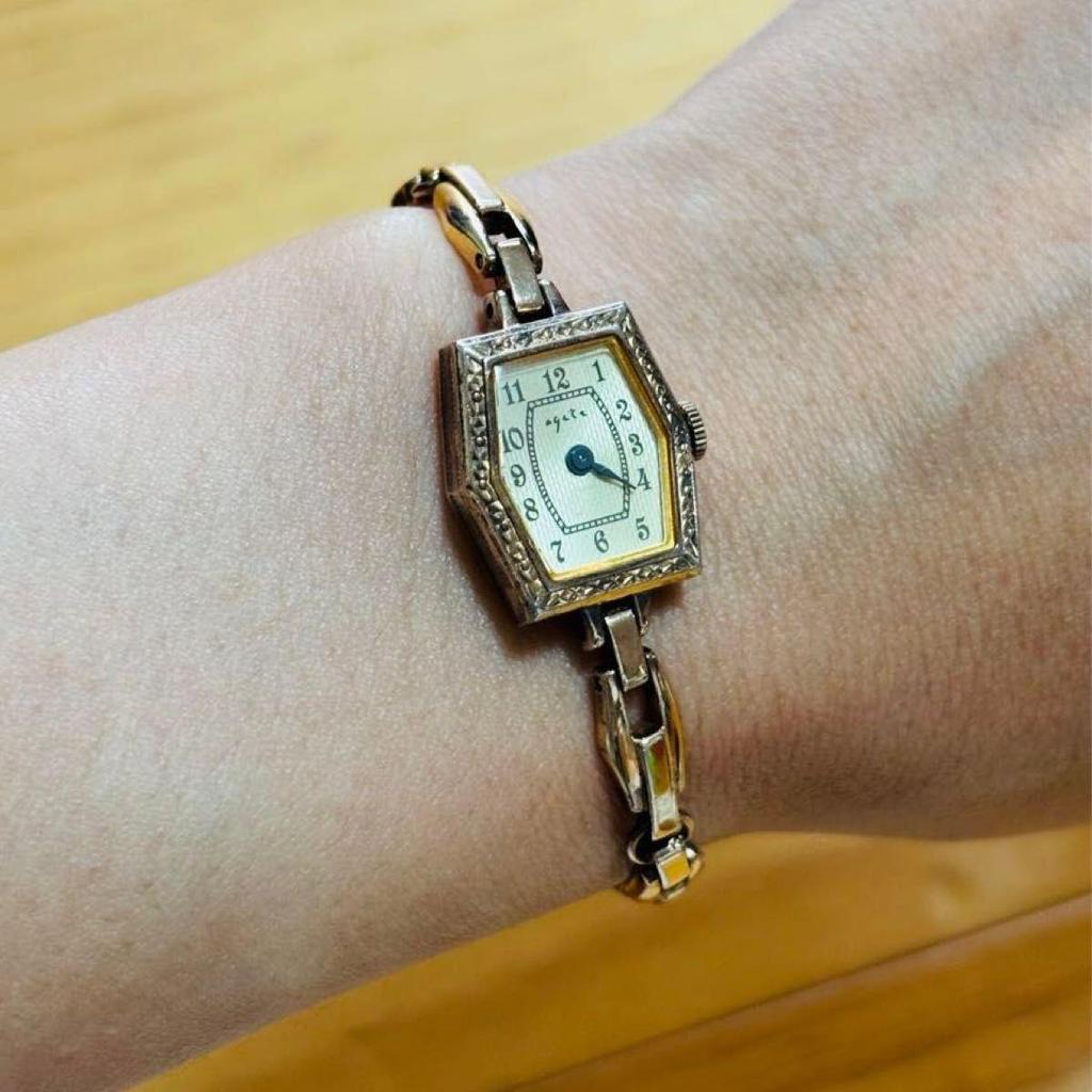 Used agete women's watch pink gold square type