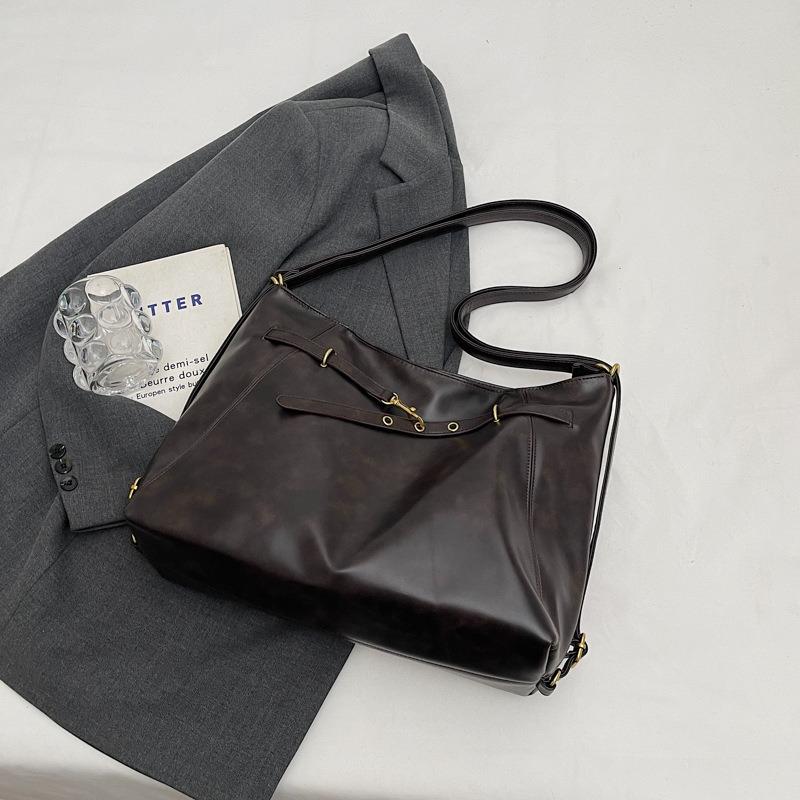 Maillard large-capacity messenger bag, new autumn casual versatile commuter women's single shoulder tote bag