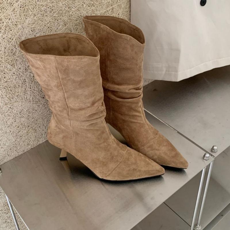 

Ботильоны с острым носком женские 2025 осень и зима новые на высоком тонком каблуке ретро плиссированные короткие ботинки бархатные тонкие ботинки 39