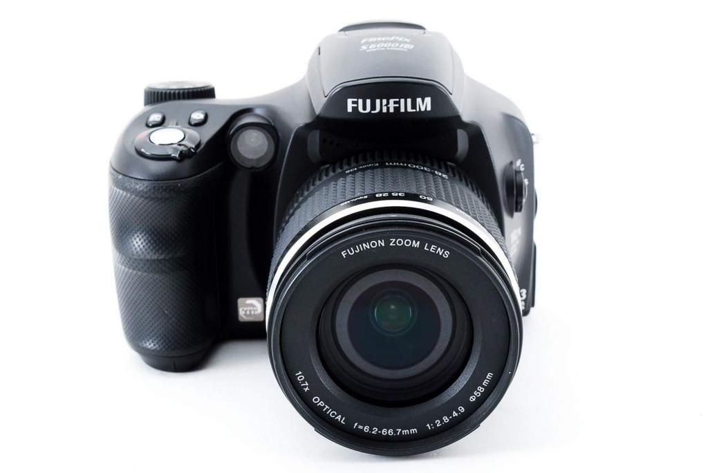 FUJIFILM Digital Camera FinePix S6000fd FX-S6000