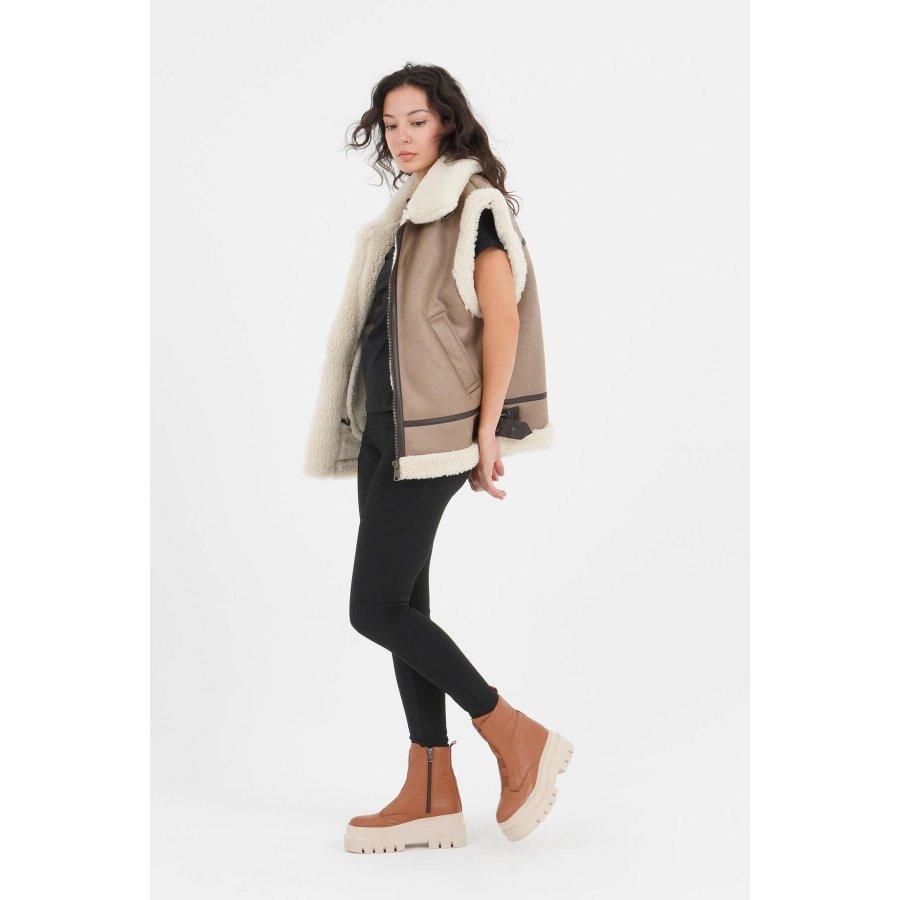 

Женские повседневные ботинки из натуральной кожи на толстой подошве