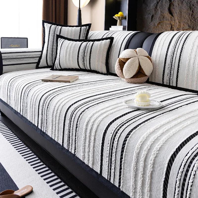

New Non-slip Cushion Four Seasons Universal High-grade Sense Cover Cloth Cover High-grade Chenille Sofa Cushion 70x70