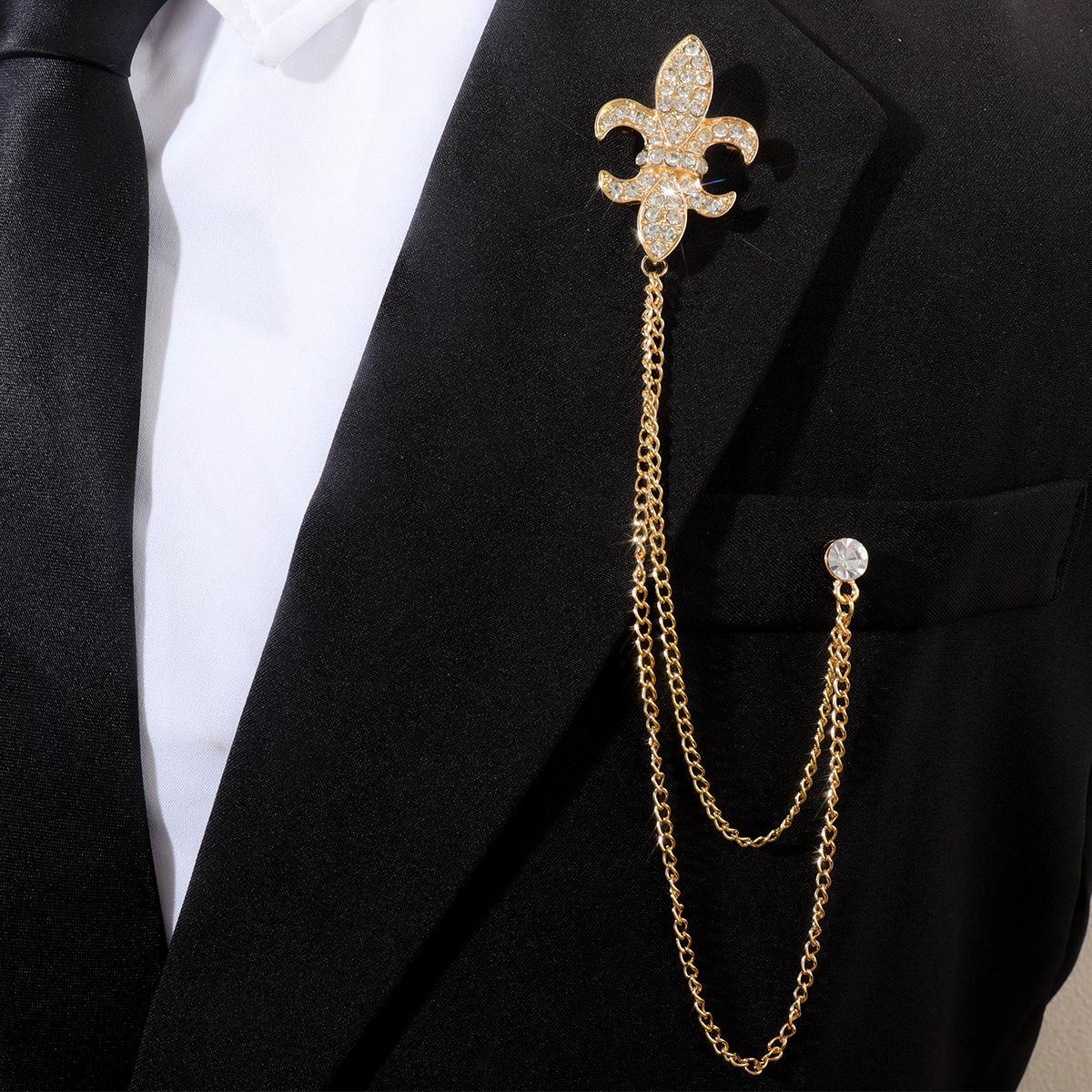 

Японія та Корея Мода Персоналізований комір Шпилька Чоловіча сорочка Чохол Ланцюжок Орел Корона Бахрома Ланцюг Комір Хрест Ювелірні вироби