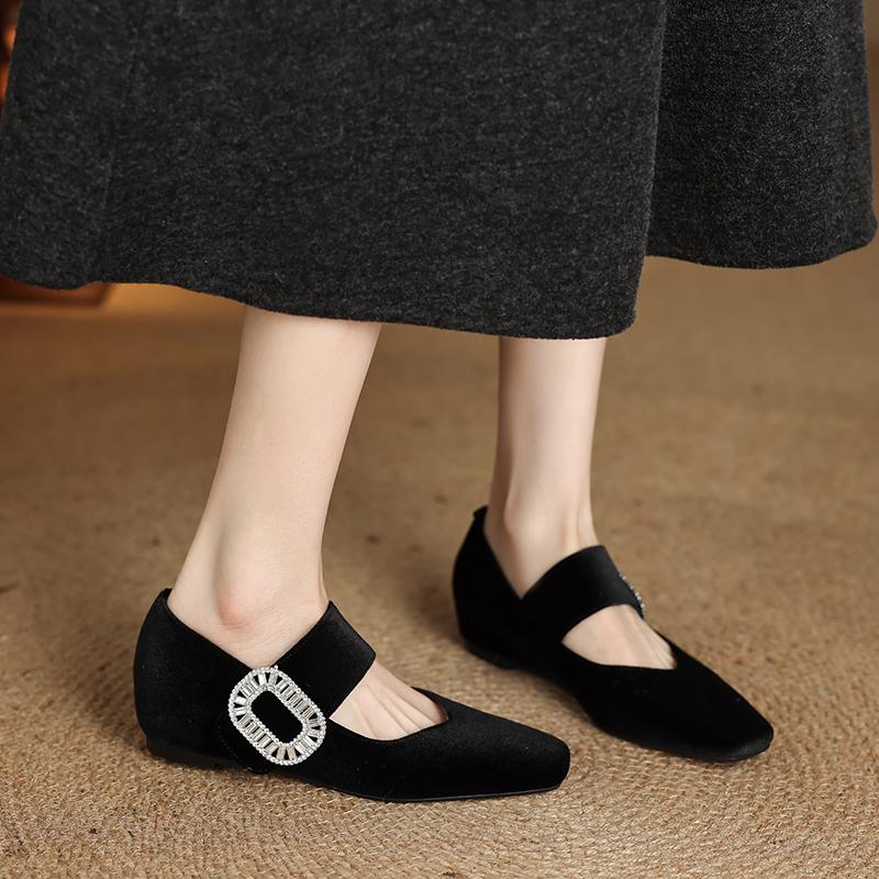 Vintage Velvet Mary Jane Women's Shoes 2026 Spring and Autumn Edition Lightweight Fashion Shoes Versatile Commuter Low Heel Women's Single Shoes