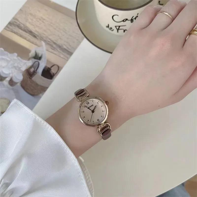 Women's Watches Small Round Ladies Bracelet Watch PU Leather Thin Retro Quartz Wristwatch for Women Girls Gifts Elegant Retro St