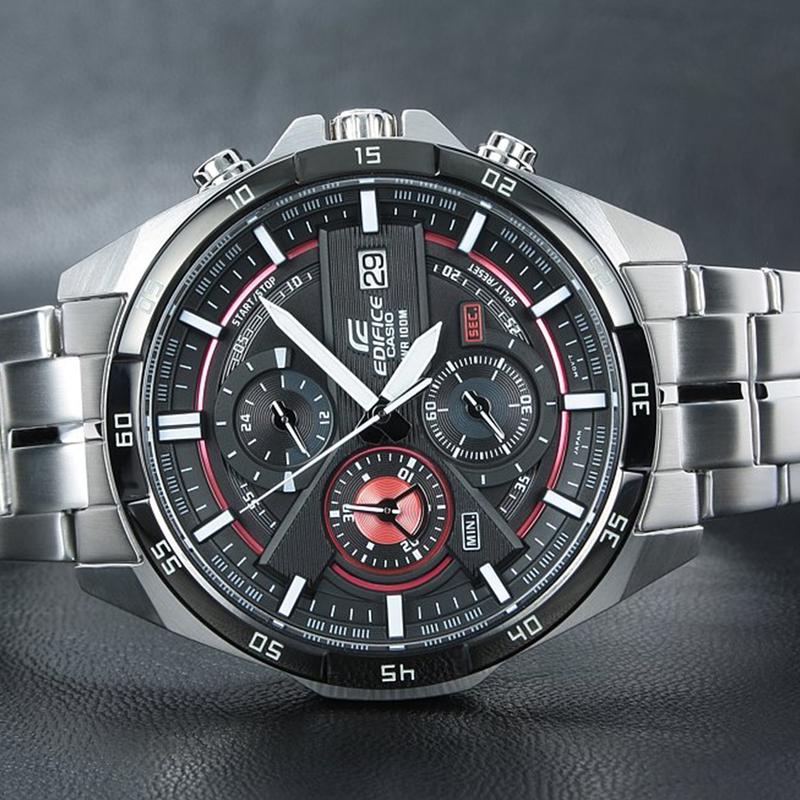 Casio CASIOEDIFICE Series Fashion Trend Quartz Movement Stainless Steel Strap Japanese and Korean Watch Men's Watch Black Dial EFR-556DB-1A