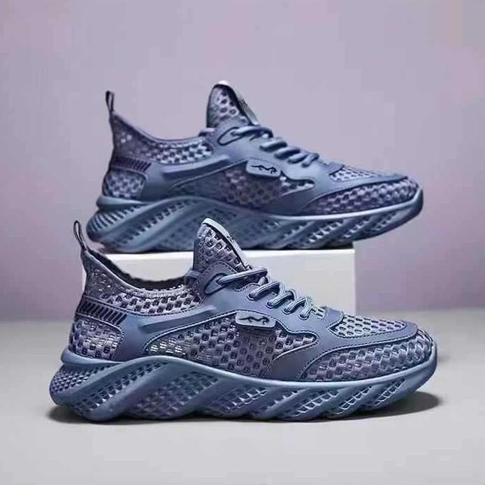 Men's shoes summer 2026 new mesh breathable hollow mesh sports shoes men's casual running lightweight mesh shoes