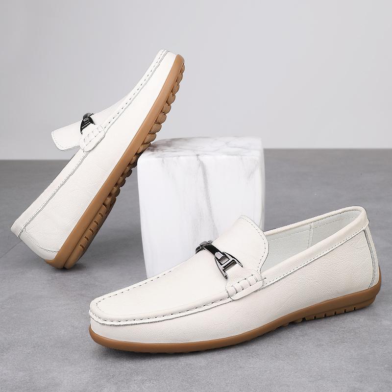 Fashion New Design High Quality Men Loafers Genuine Leather Slip on Flats Comfortable Handmade Driving Shoes Metal Buckle Male Moccasins