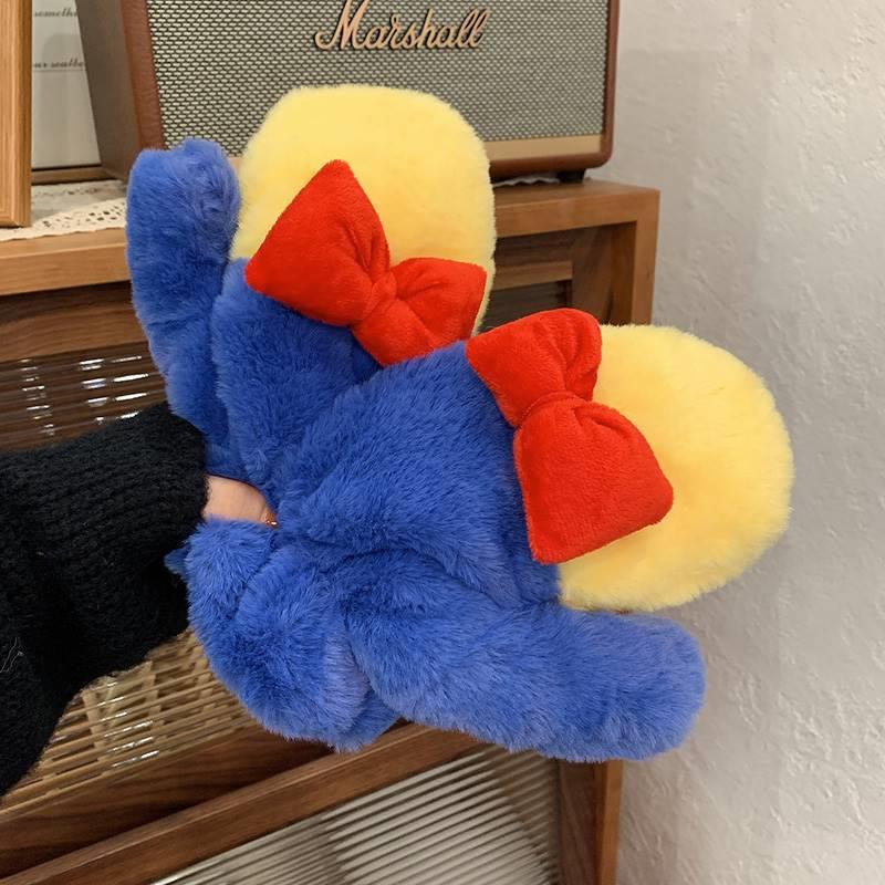 Japanese Plush Mittens for Women In Winter Cute  Student Riding Warm  Contrasting Colors  Plus Velvet  Thickened  Cold Proof Halter Neck Fashion