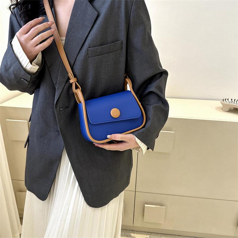 Stylish Korean Inspired Small Ladies Shoulder Bag In Trendy Colors For 2024 Spring