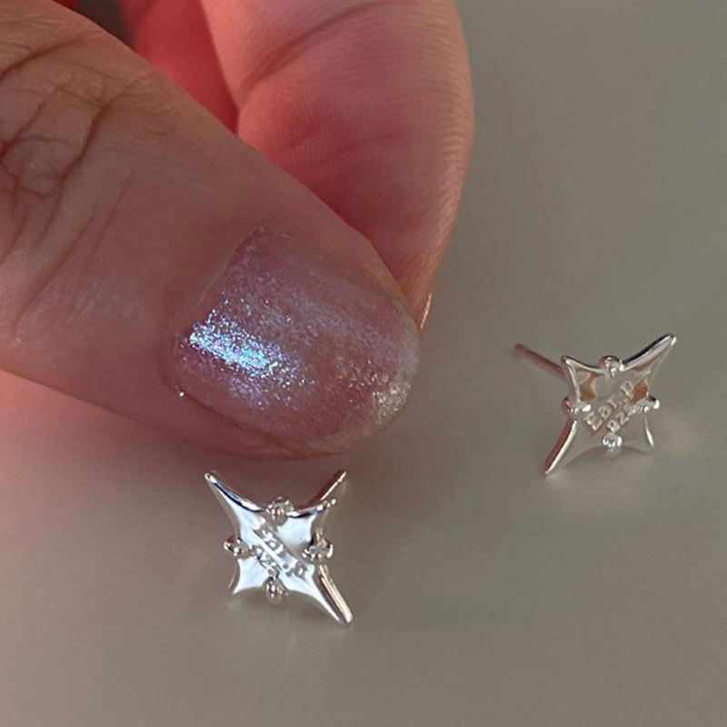 

Серьги-звезды для женщин с высококачественным и холодным нишевым дизайном Серьги Love Новые модные серьги Лето