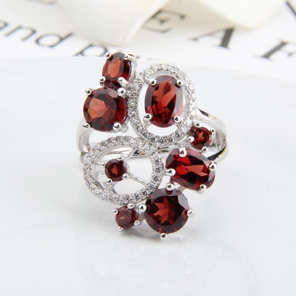 Light Luxury Design Natural Diopside Ring, High-End S925 Sterling Silver Inlaid Natural Colored Treasure Ring
